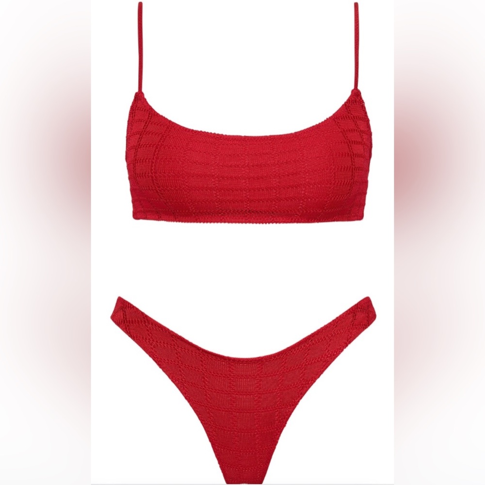 Triangl Mica Pasha red crochet bikini